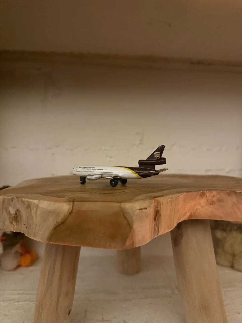 Super Rare Htf 2000 Matchbox Sky Busters UPS DC-10 SB13 Commercial Plane Jet
